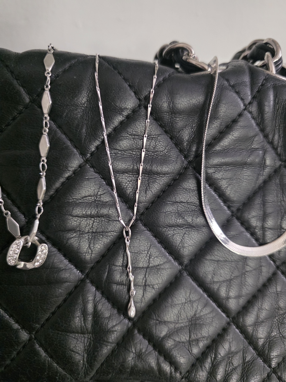 Drip Pendant on Fine Link Chain Necklace - Picture 3 of 5